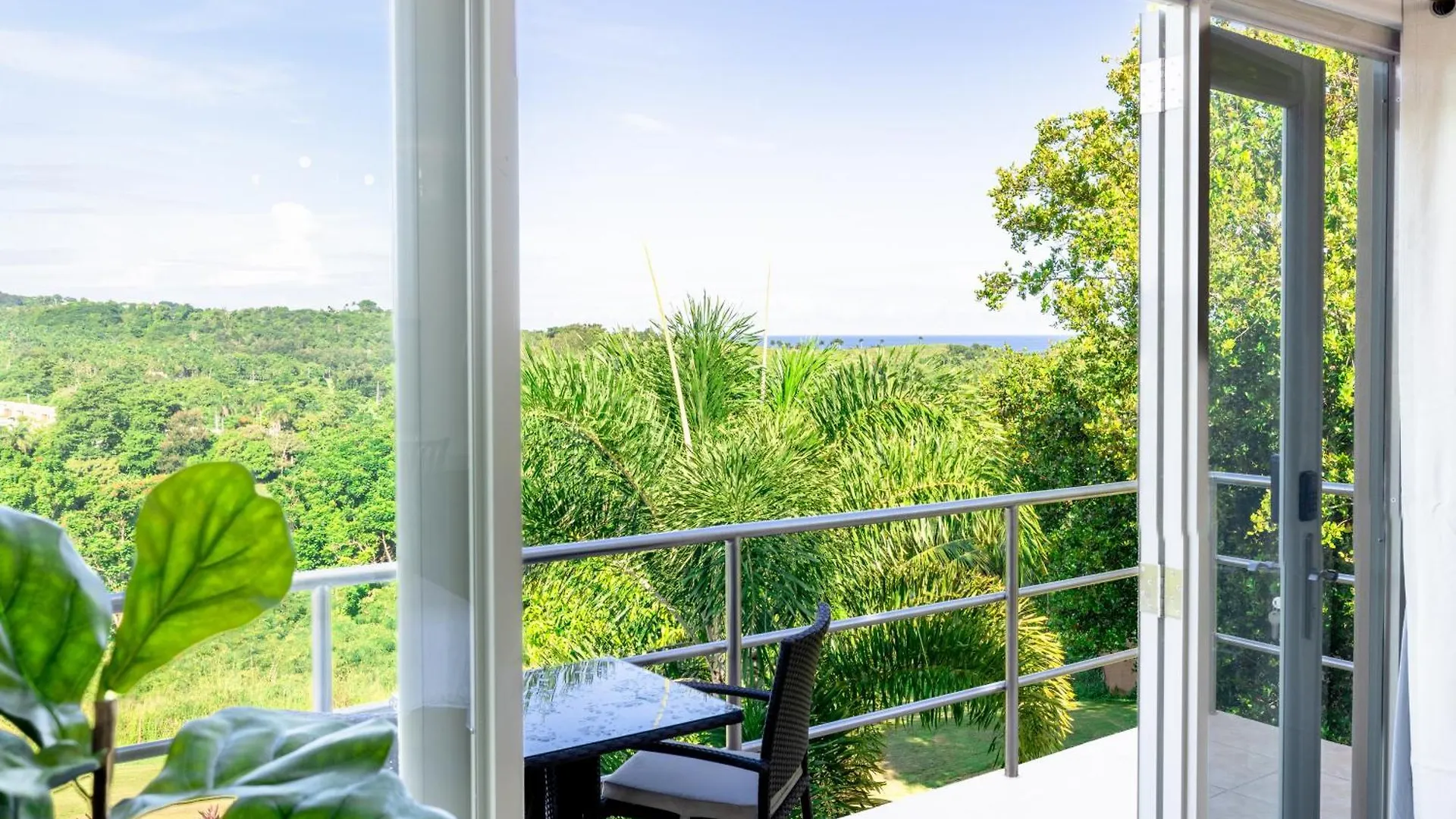 Rincon View Suites Matias